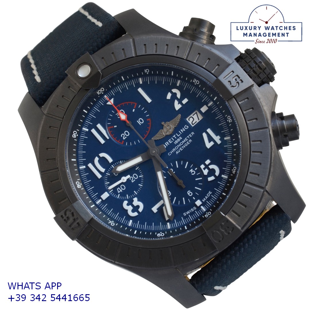 1 BREITLING SUPER AVENGER CHRONO V13375 (30)