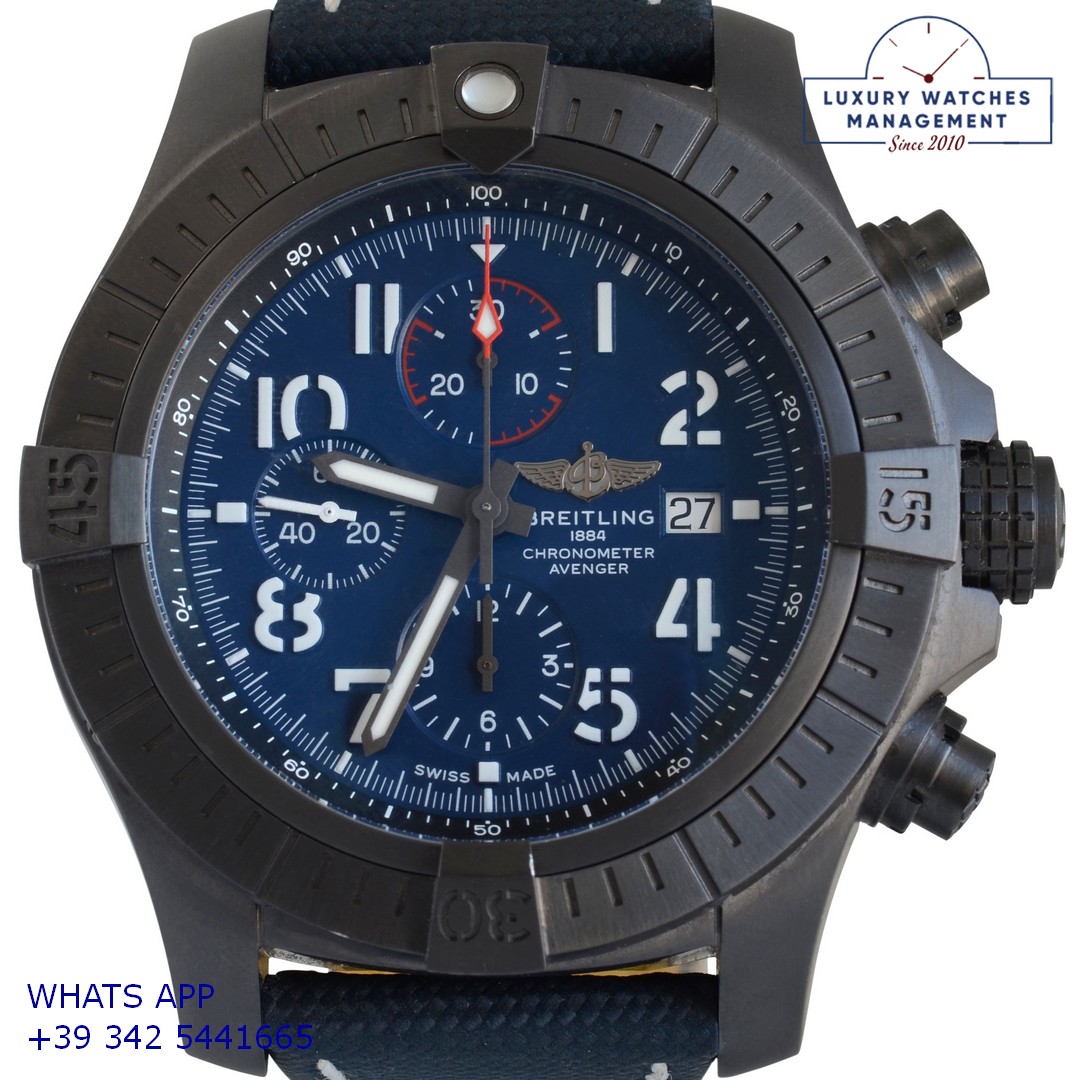 2 BREITLING SUPER AVENGER CHRONO V13375 (30)
