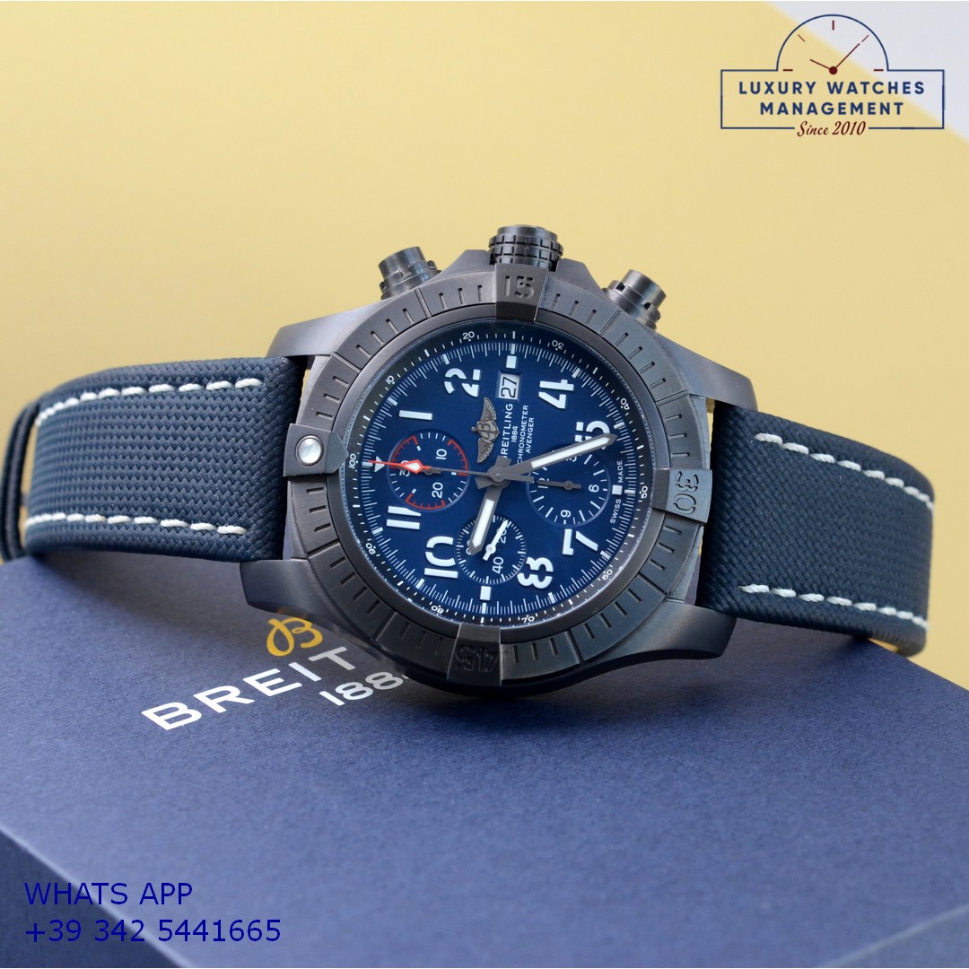 BREITLING SUPER AVENGER CHRONO V13375 (10)