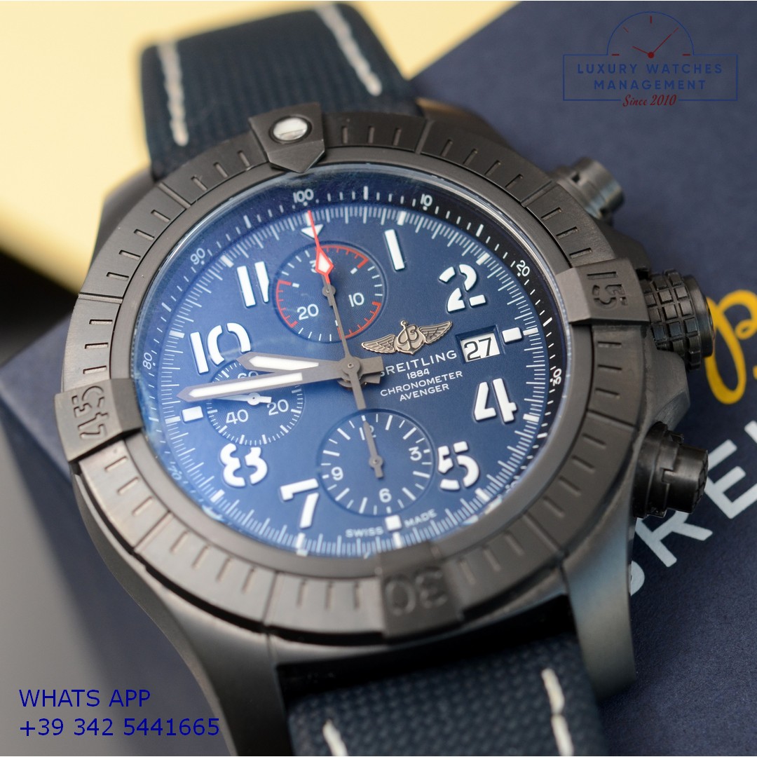 BREITLING SUPER AVENGER CHRONO V13375 (3)