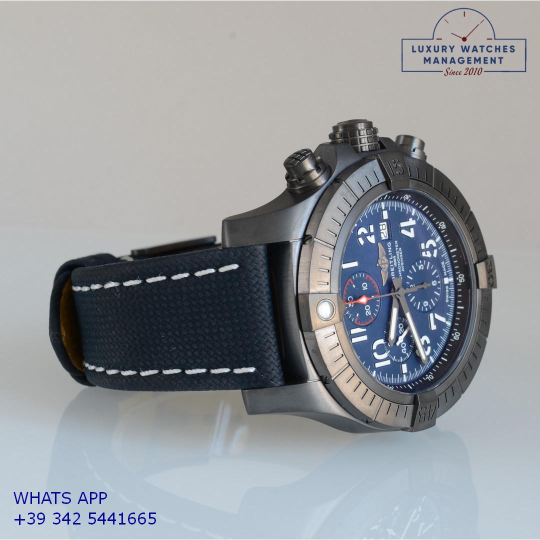 BREITLING SUPER AVENGER CHRONO V13375 (5)