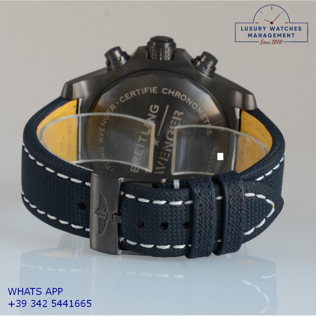 BREITLING SUPER AVENGER CHRONO V13375 (9)
