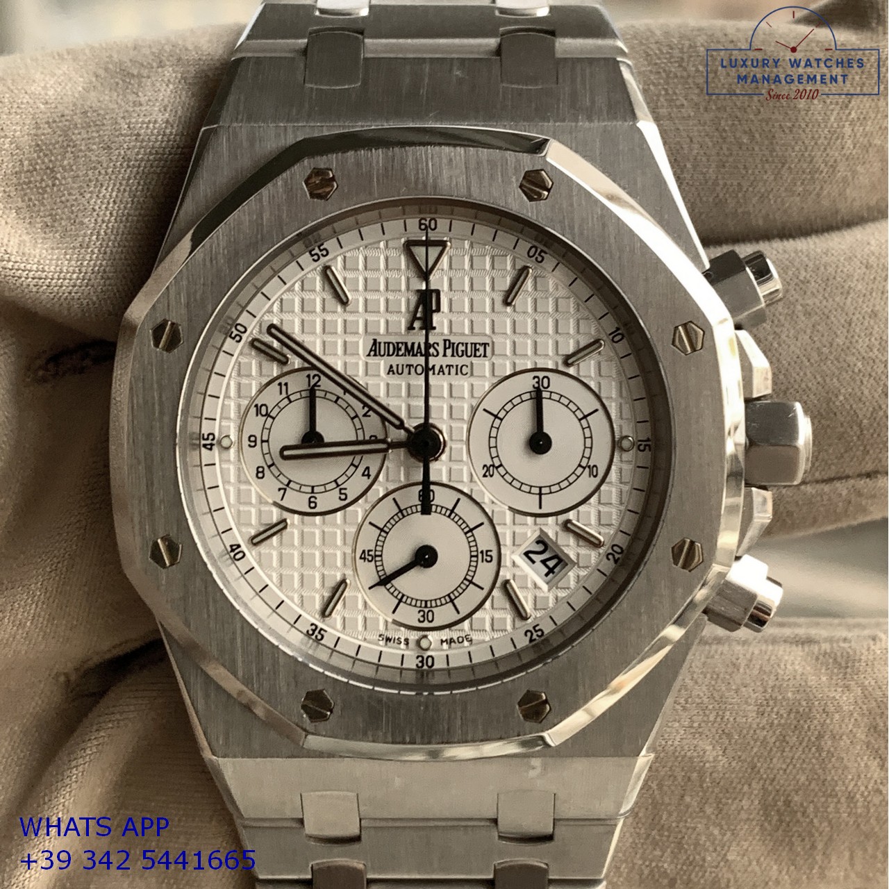 AUDEMARS PIGUET ROYAL OAK 25860ST CHRONO WHITE (14)