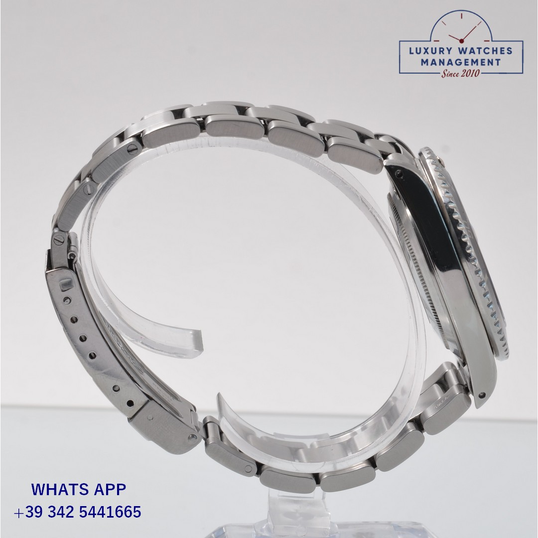 ROLEX SUBMARINER 16800 (11)