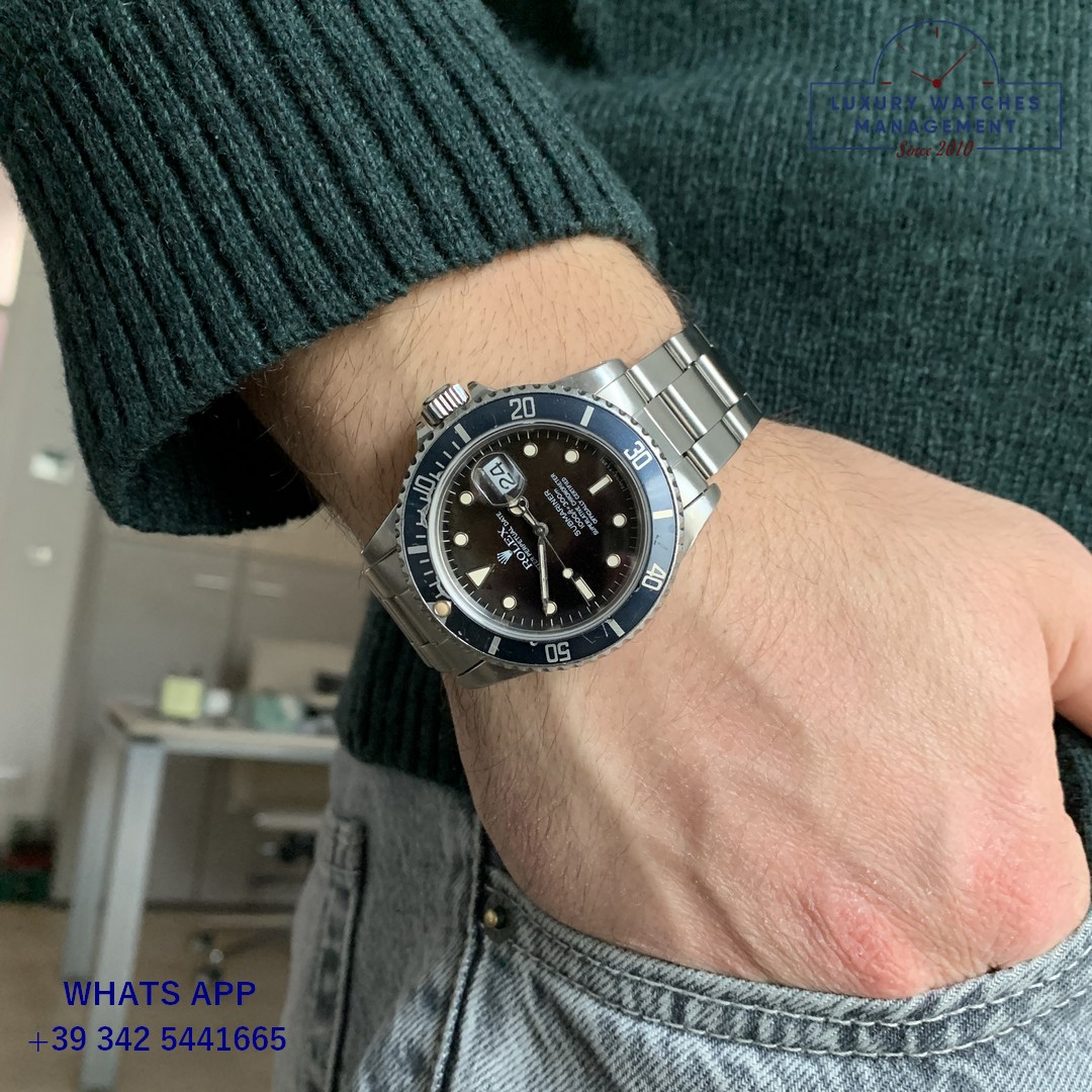 ROLEX SUBMARINER 16800 (23)