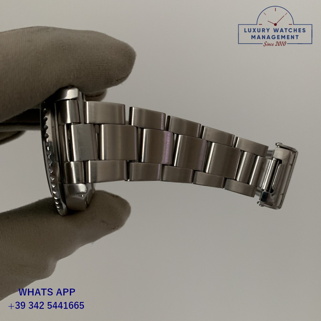 ROLEX SUBMARINER 16800 (25)