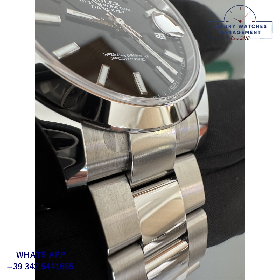ROLEX DATEJUST II 126300 (2)