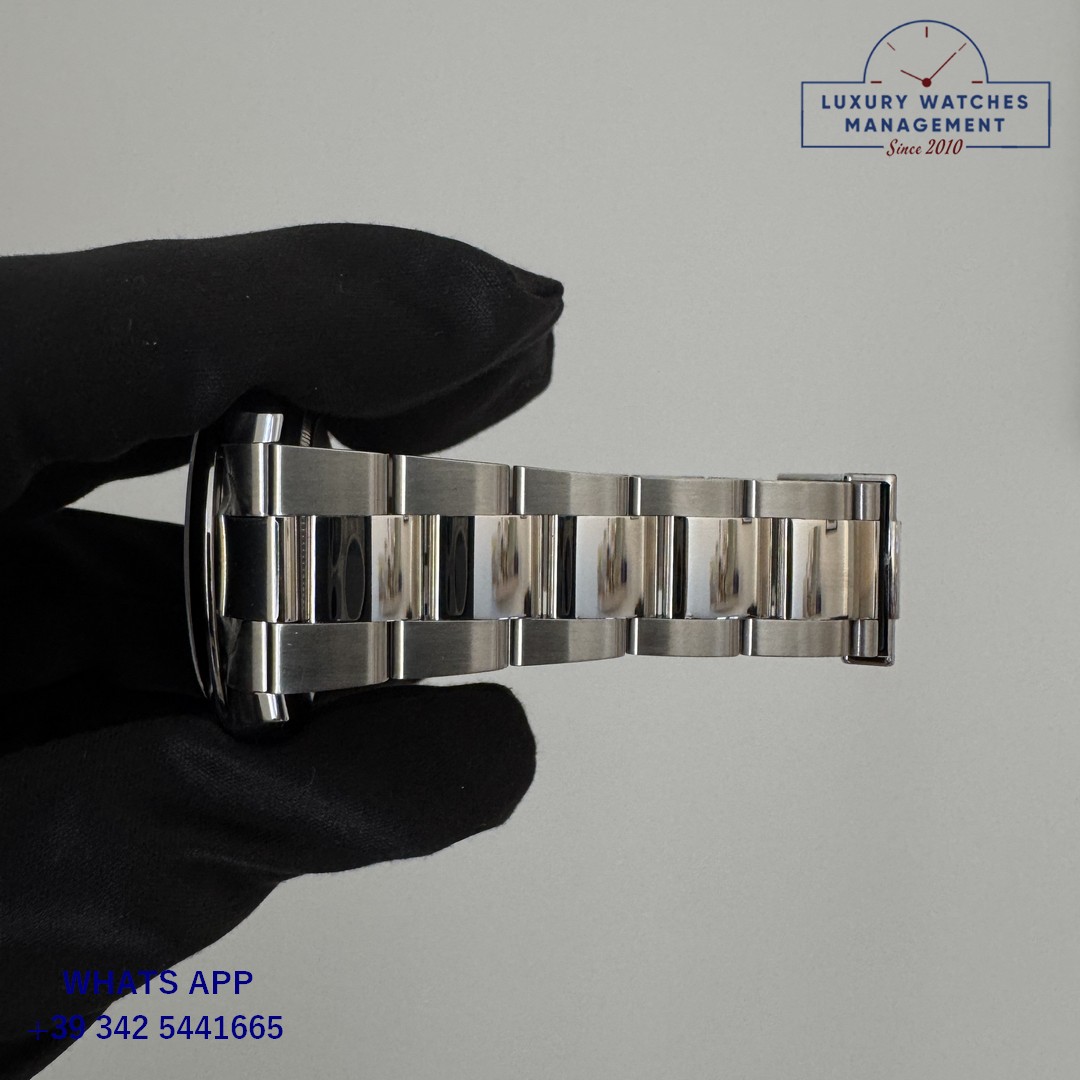 ROLEX DATEJUST II 126300 (3)
