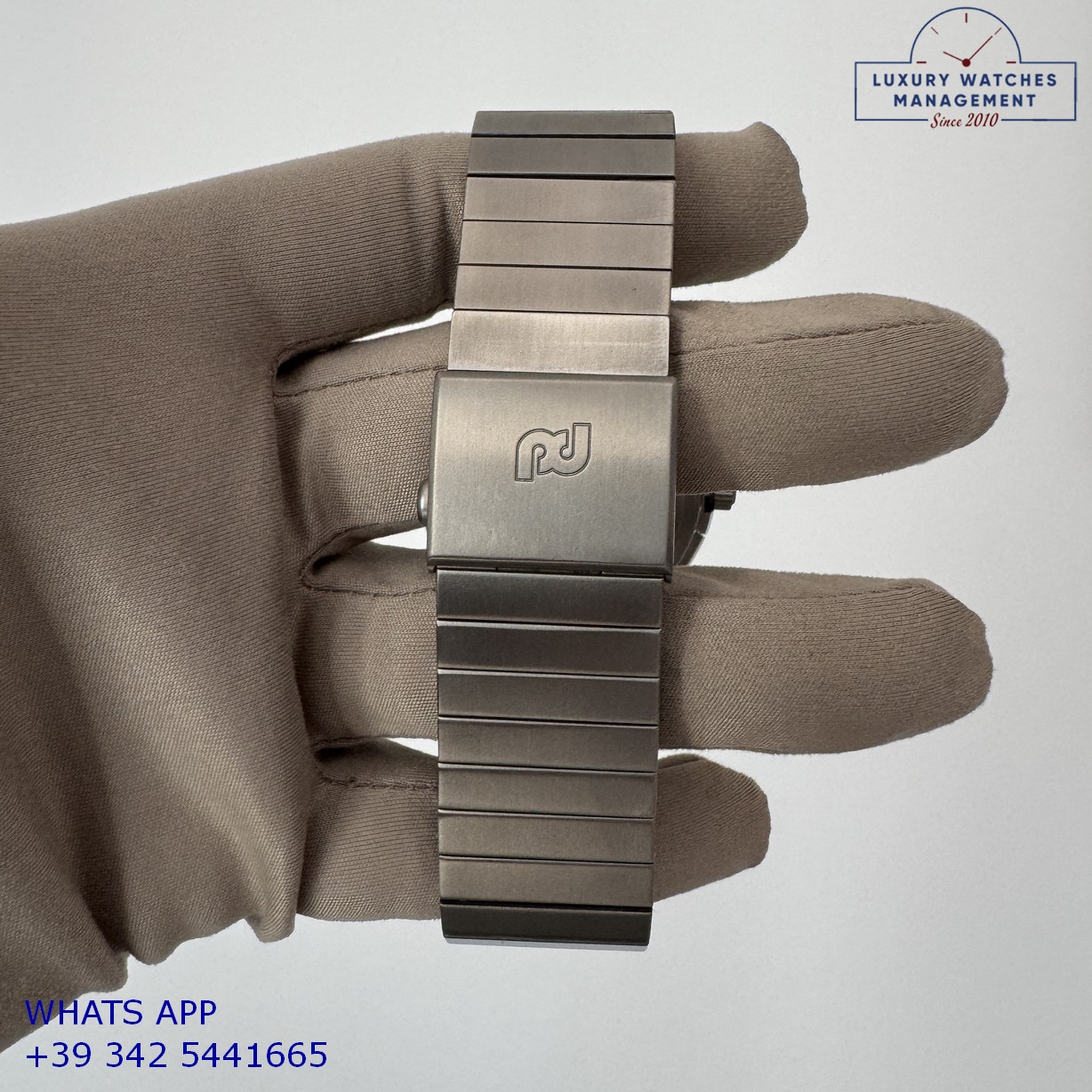 IWC PORSCHE DESIGN IW3702 (16)