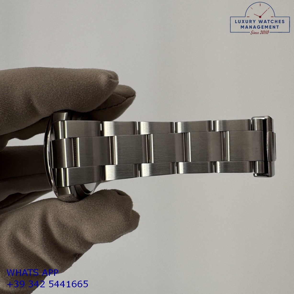 ROLEX OYSTER PERPETUAL 124200 BEIGE (15)