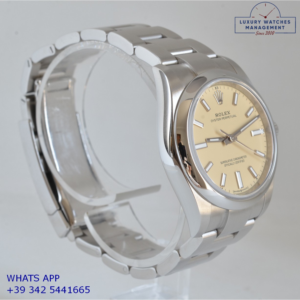 ROLEX OYSTER PERPETUAL 124200 BEIGE (3)