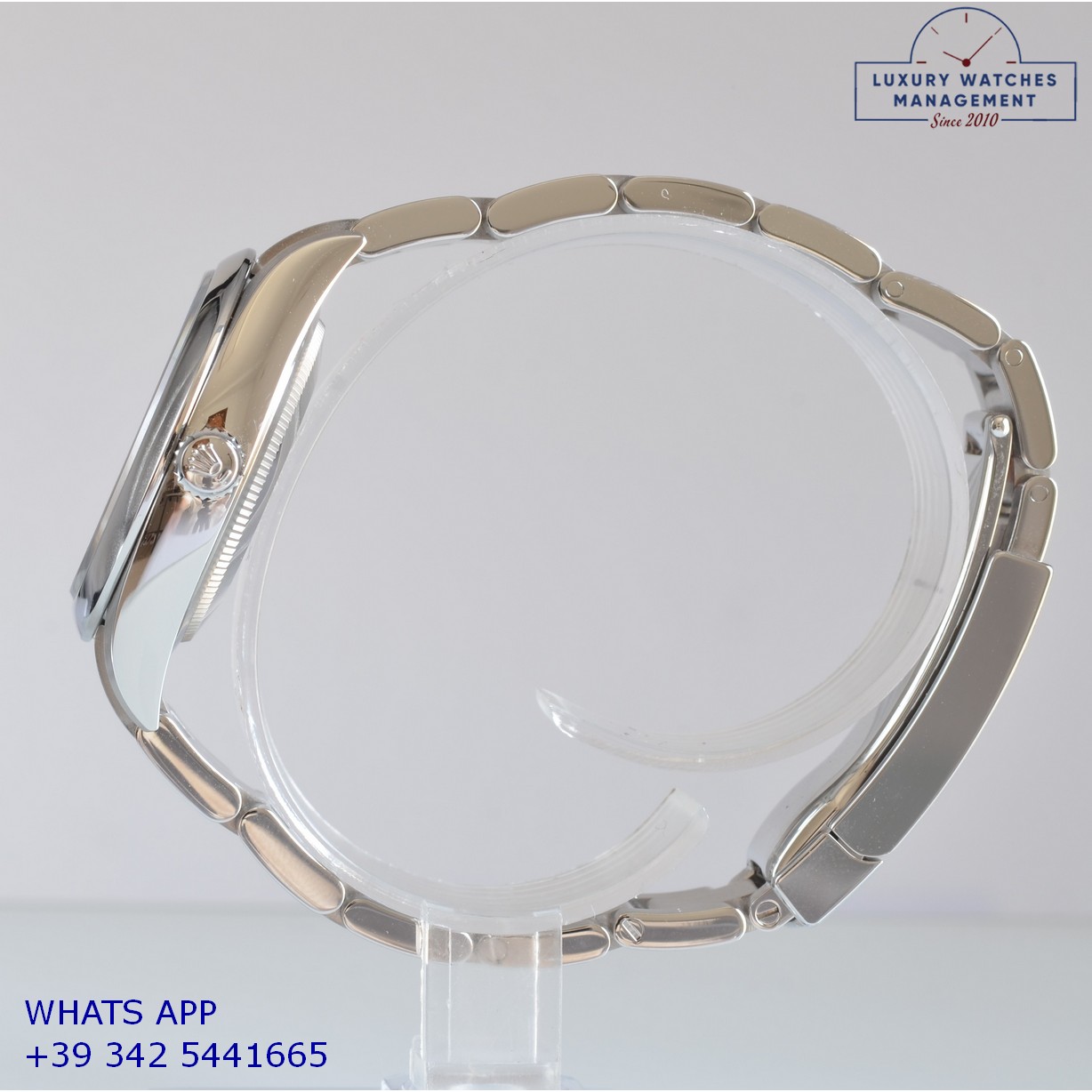 ROLEX OYSTER PERPETUAL 124200 BEIGE (5)